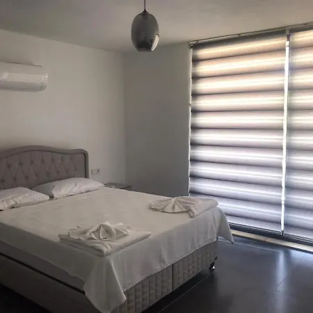 Villa D Lux 8 *
